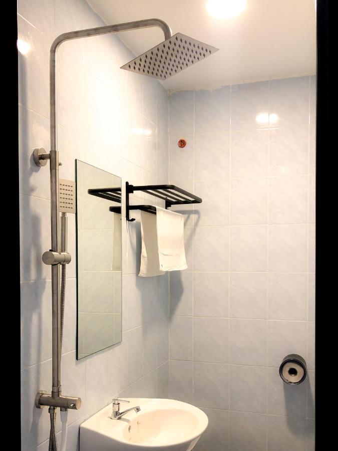 ฮาโกะ เอ็กซ์เพรส สกุทัย บารุ Hotel ยะโฮร์บาห์รู ภายนอก รูปภาพ